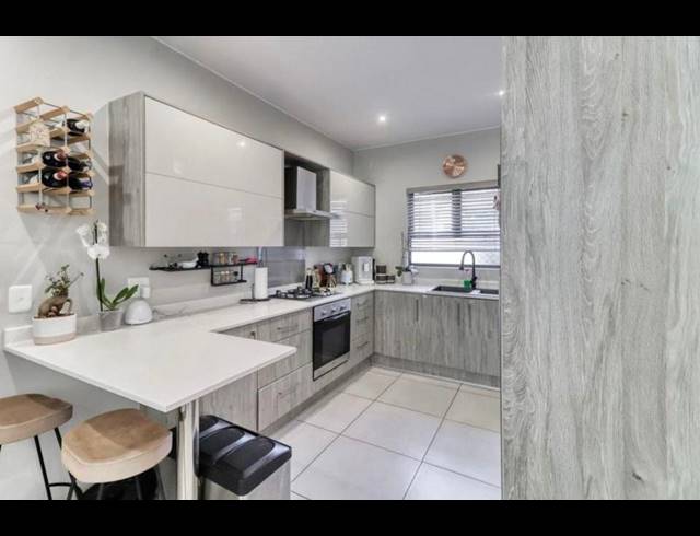 2 BEDROOM APARTMENT FOR SALE IN BROADACRES